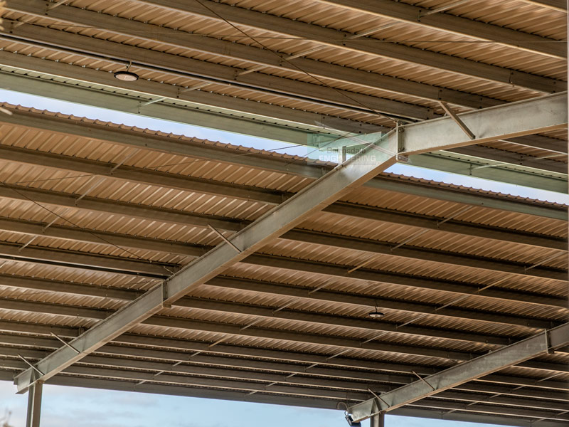 Universal beam farm shed