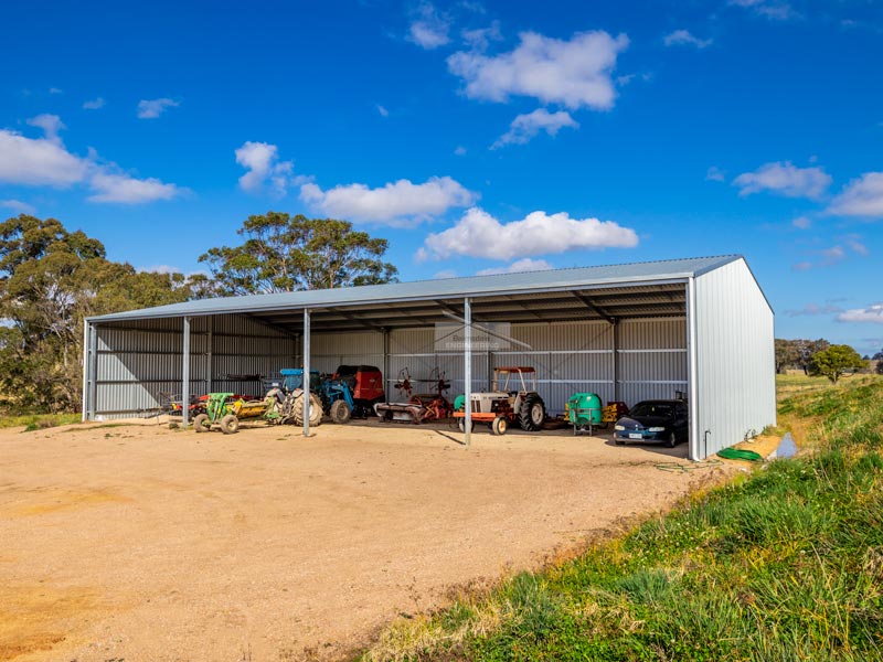RHS machinery shed